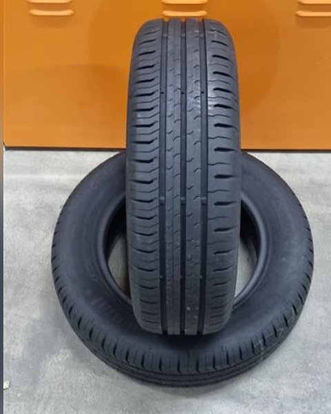 Foto de referencia de un neumático de segunda mano parecido al 175/70 R14